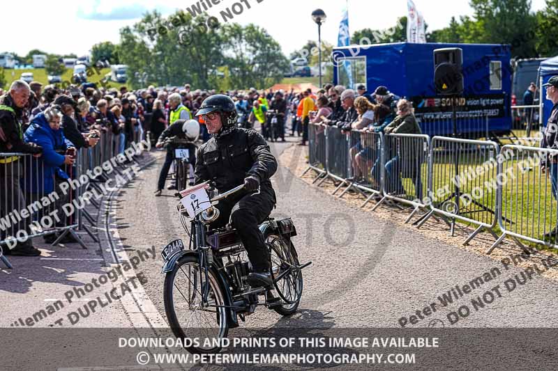 Vintage motorcycle club;eventdigitalimages;no limits trackdays;peter wileman photography;vintage motocycles;vmcc banbury run photographs